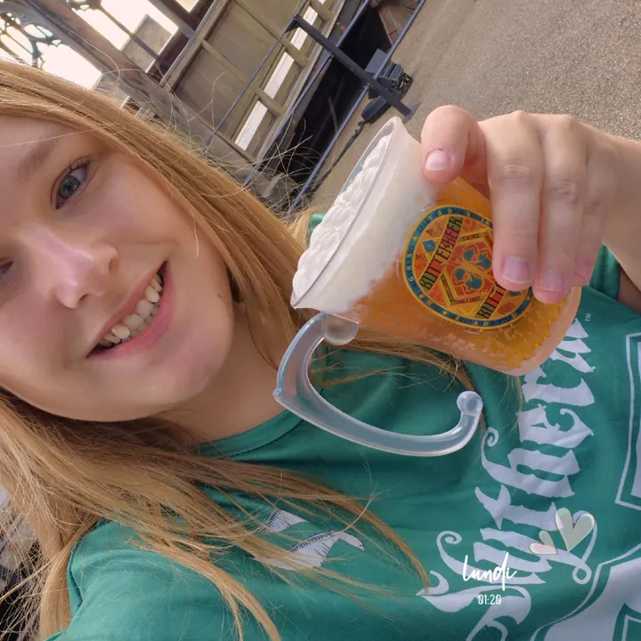 @ange.deretz