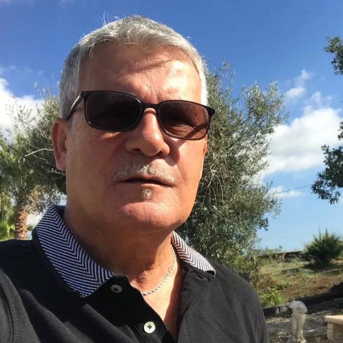 @massimostramassimo