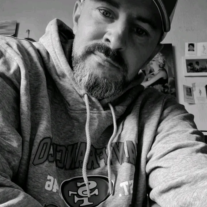 @_chiko79_