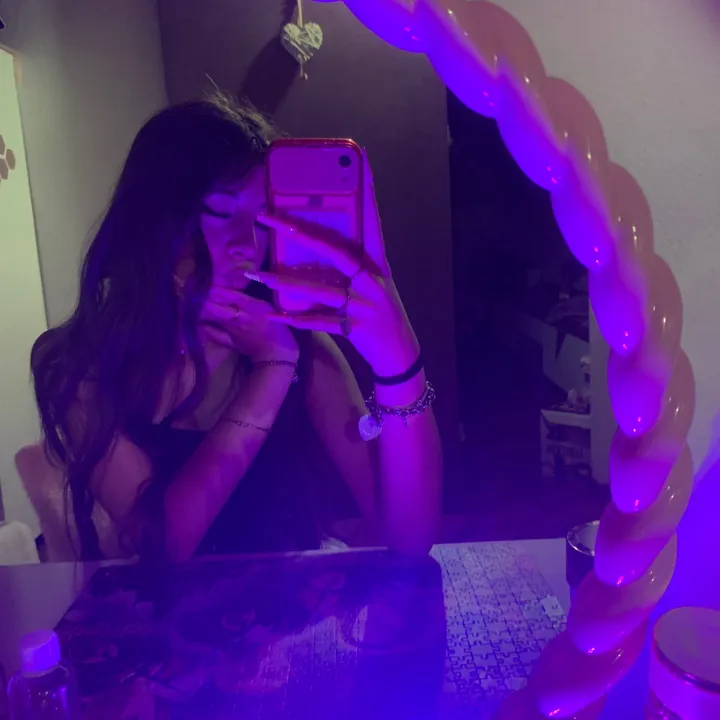 @desy.ferraro