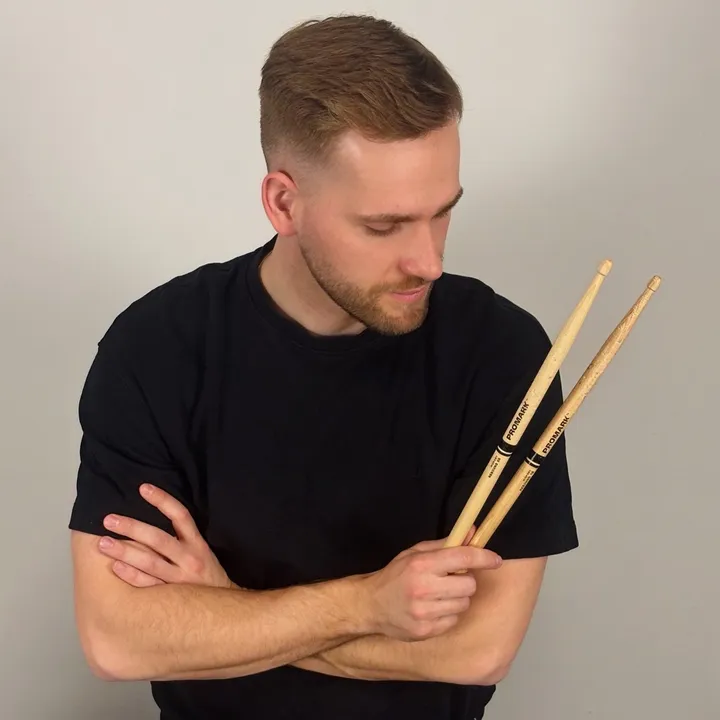 @drumstin