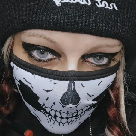 heynikiursofine