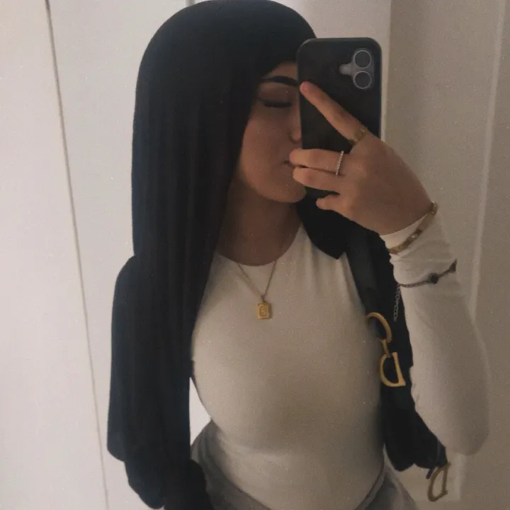 @x.aasya