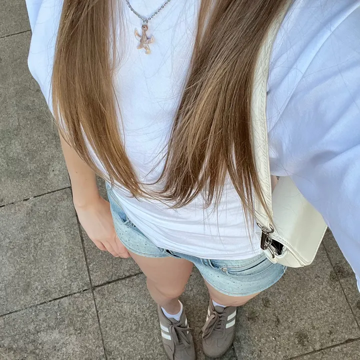 @minisss.stream