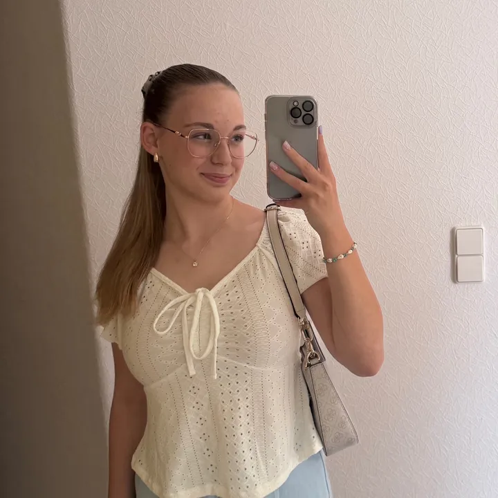 jessi_prvt2308