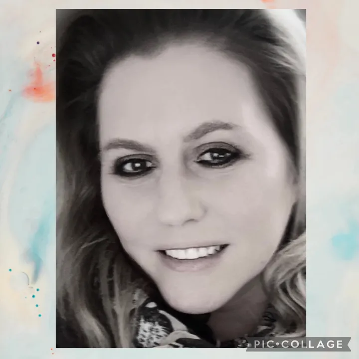 @sandrahallod