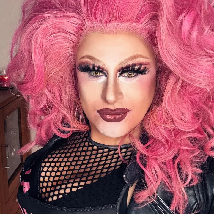 @missjoycedelone