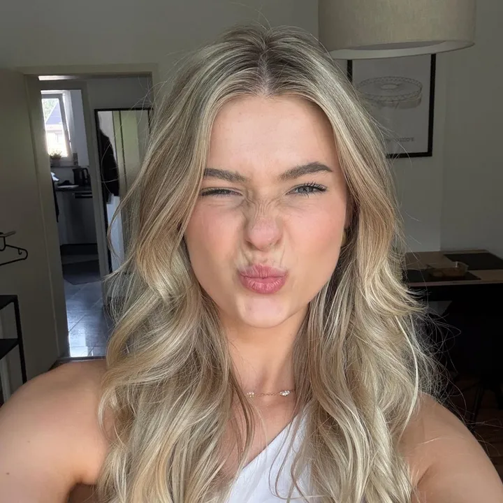 @jennyxfit