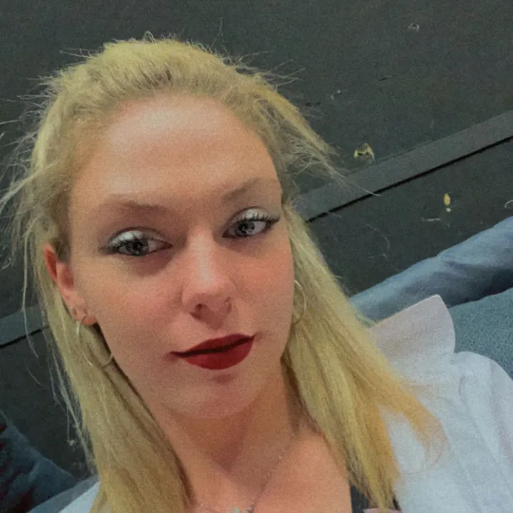 julielanoupy