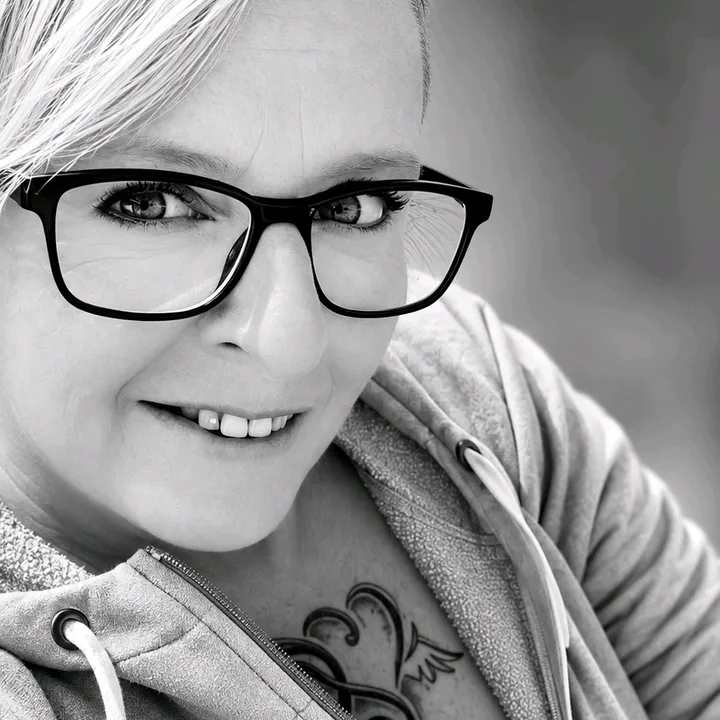 yvetteyapici