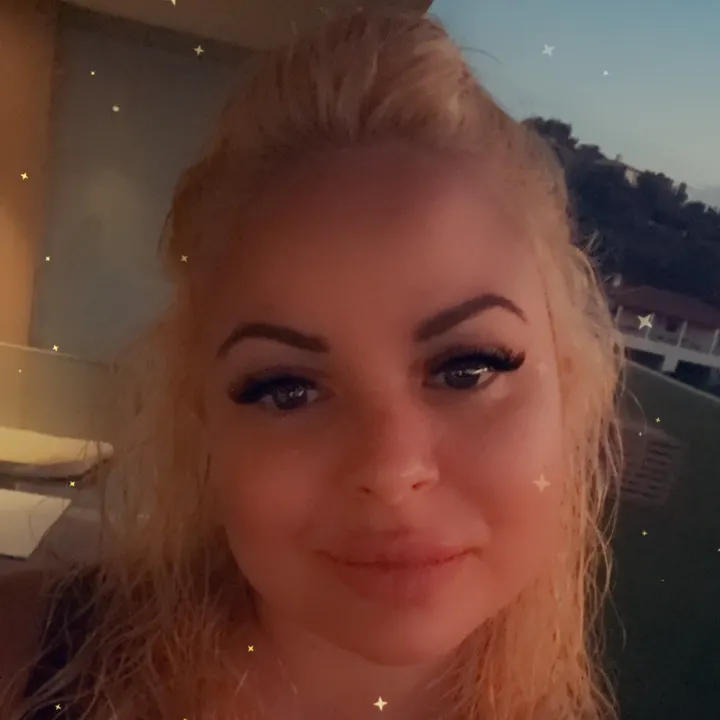 angie_190207
