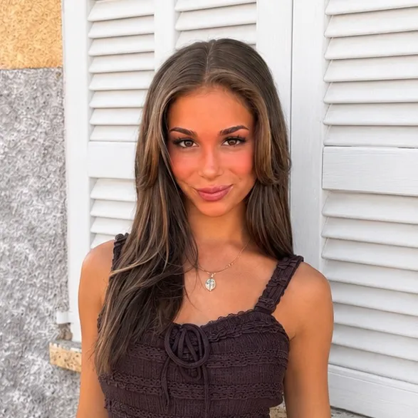 @aleynadjamila
