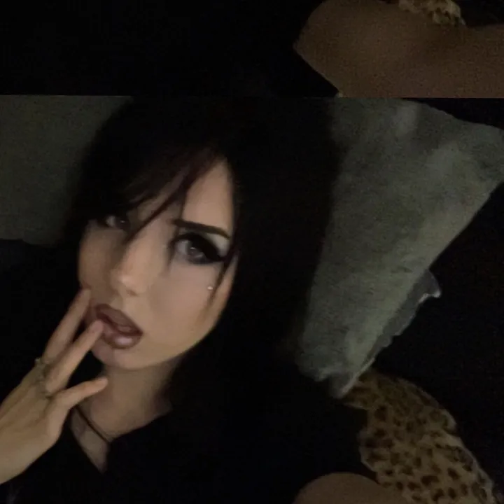 @absence2herr