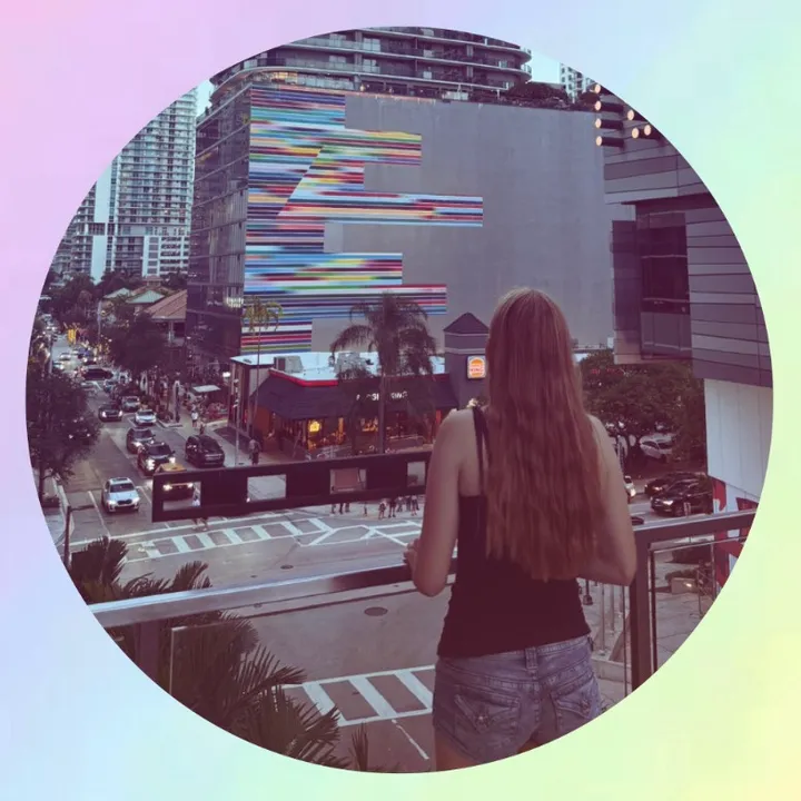 @l1lly_hrc