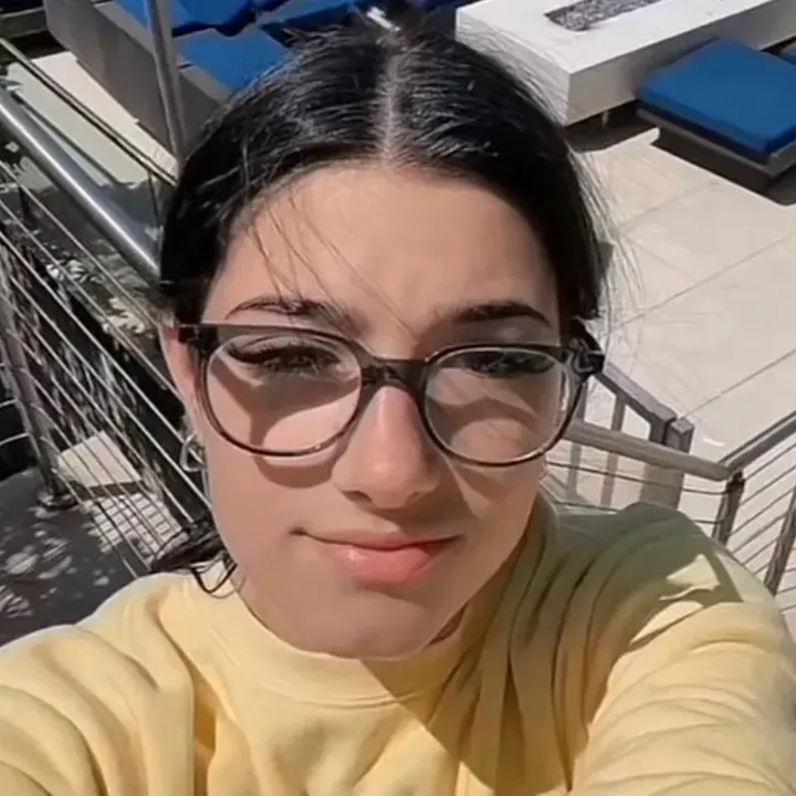pinkqueencharsbackup