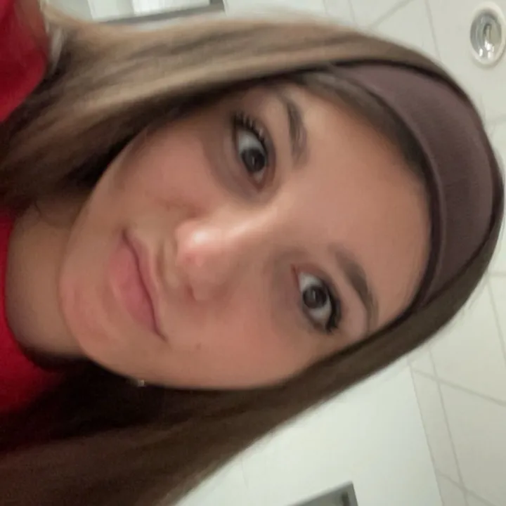@clarissa2007085