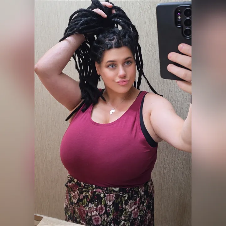 nadineannaebangameyanga