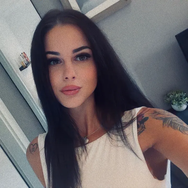 @angiealexanmalik