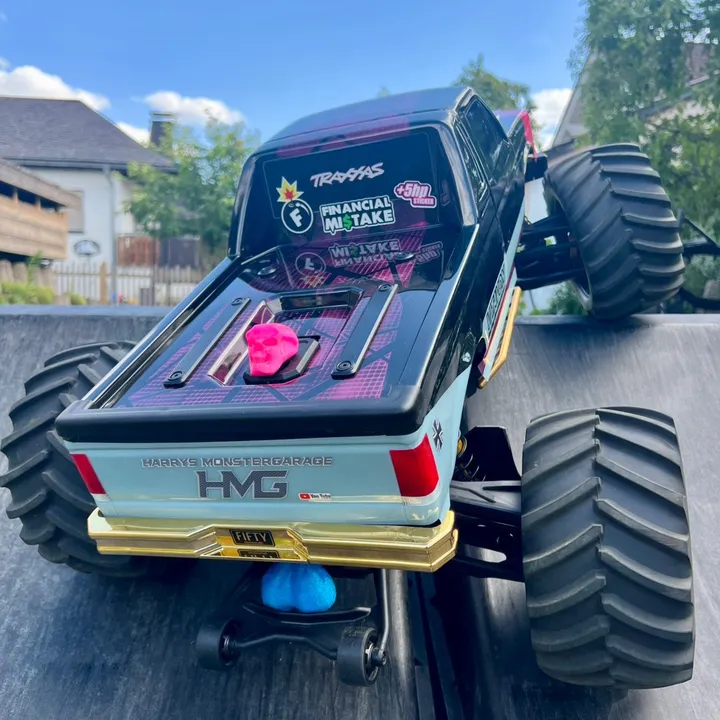harrysmonstergarage