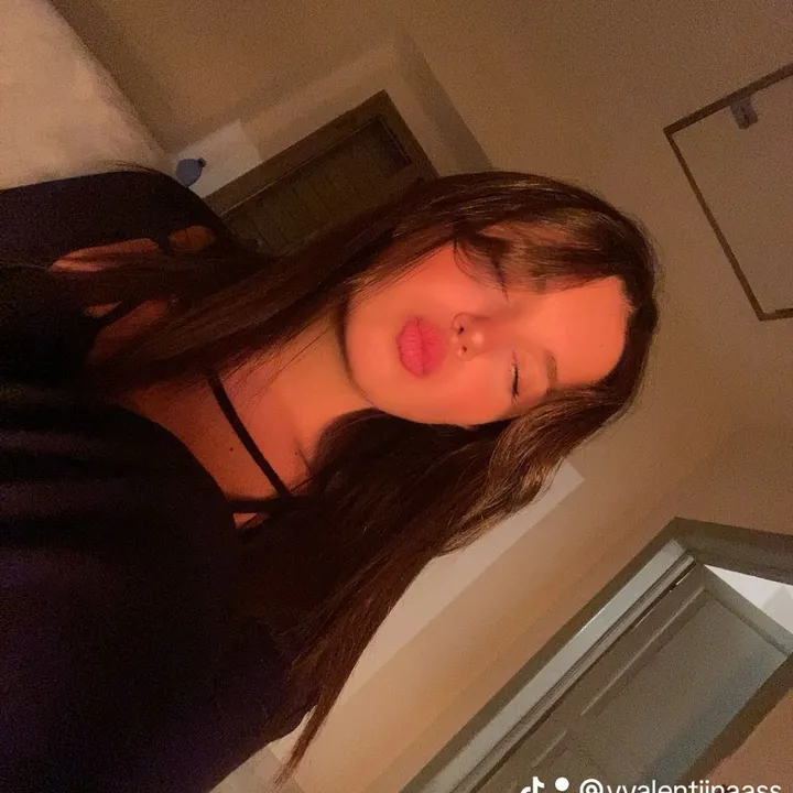 @vvalentiinaass