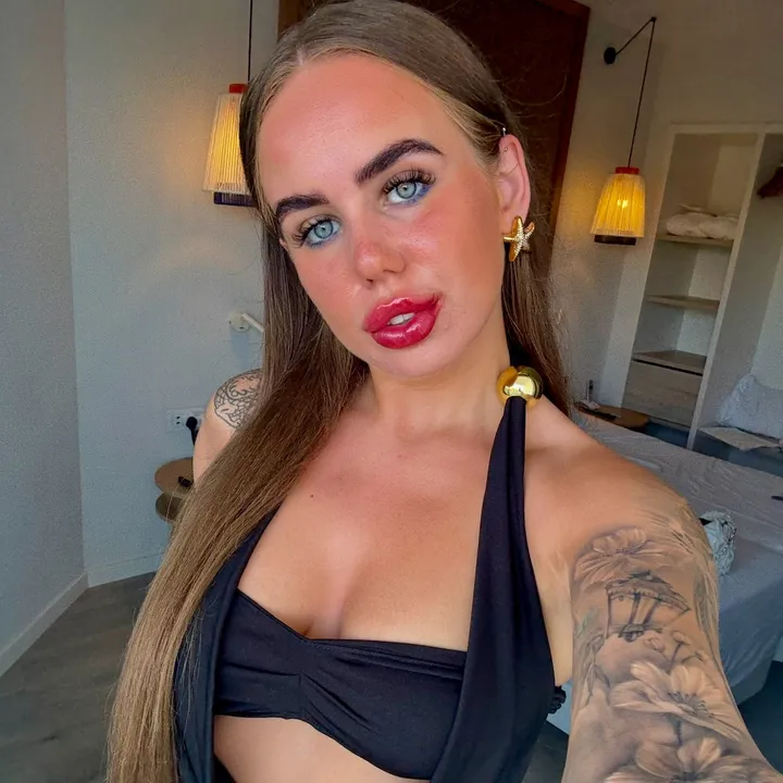 @_megandaviiess
