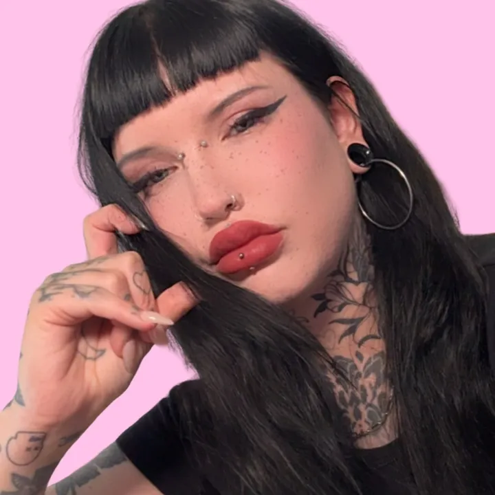 @stopcryingjosie