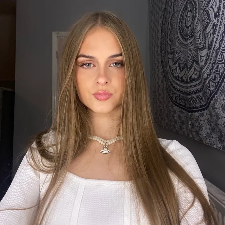 @antoniamassarella