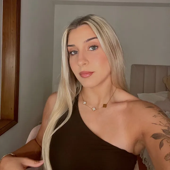 laraazevedo1608