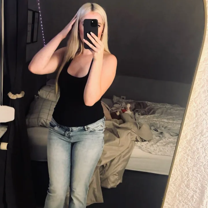 @lilly_jxst1