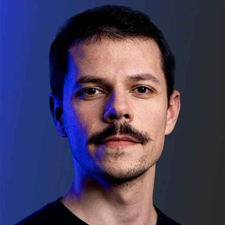 laurent.cosmos.finance