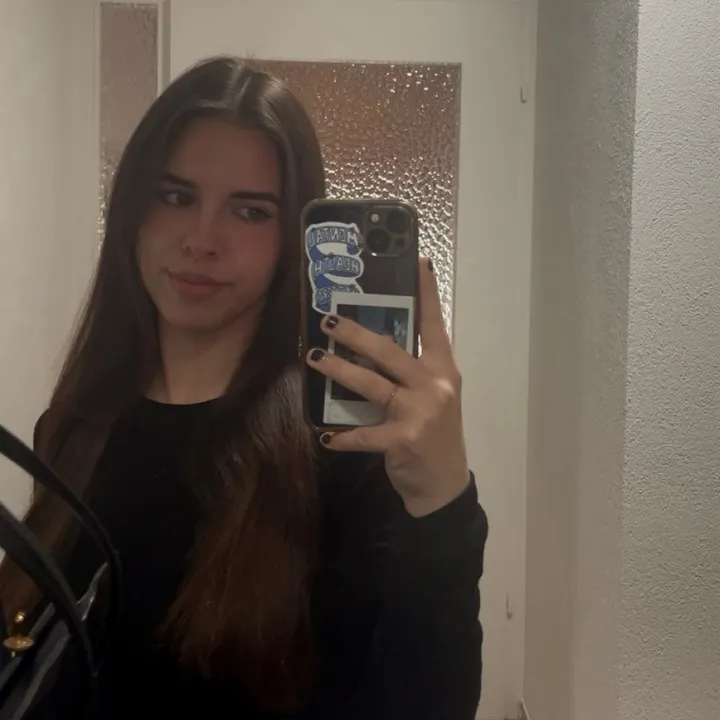 @nxcvxy