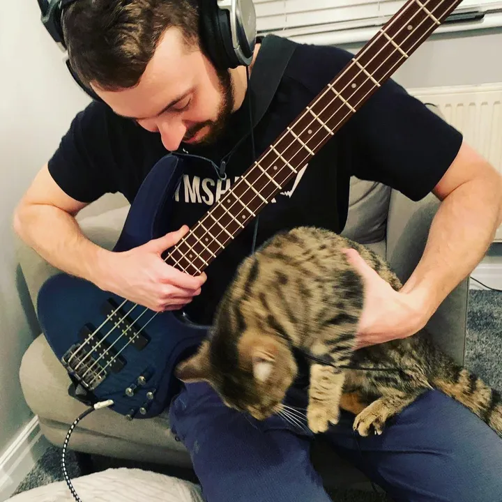 musicmikelikesmusic