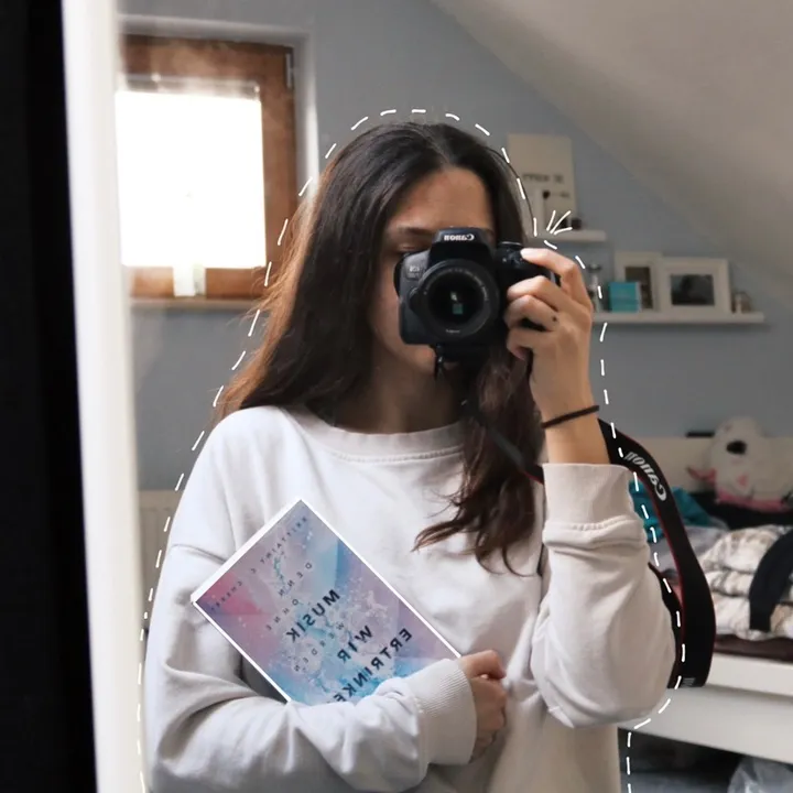 @lisareadzz