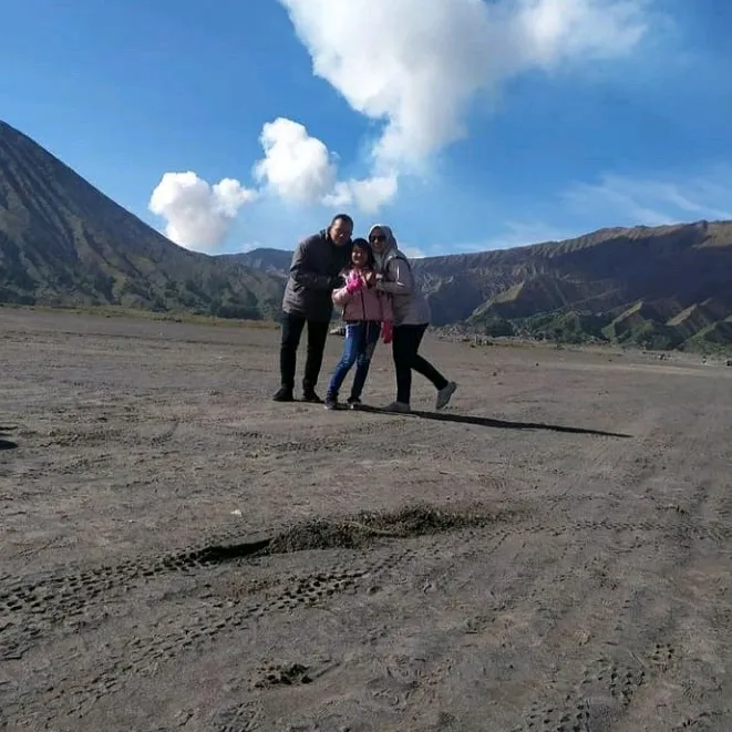 @apriliathirza