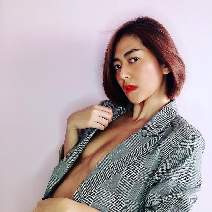 @trizzieviettrinh