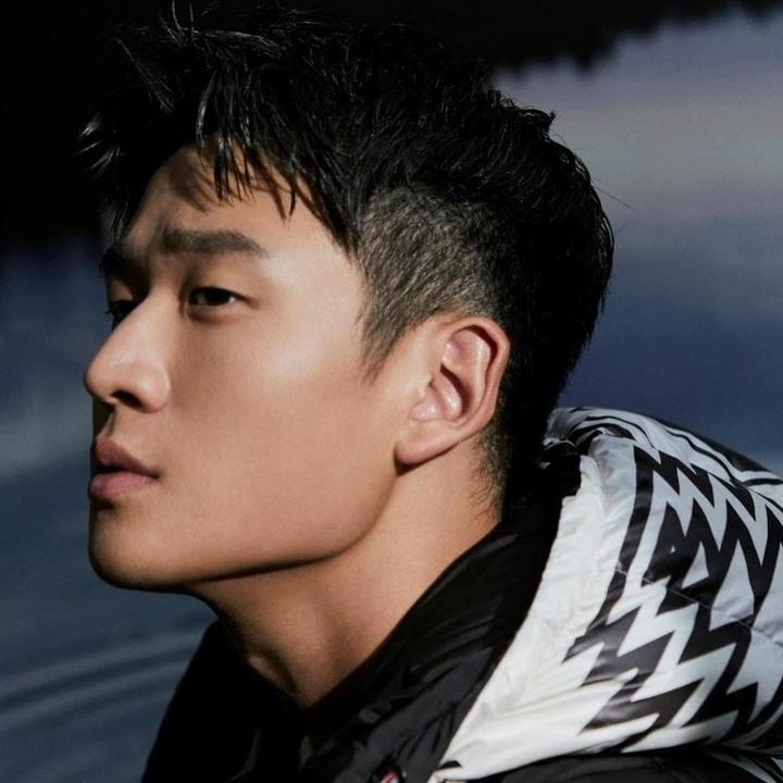 Eric Chou - Rollercoasters