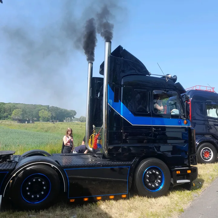 sdj_trucks
