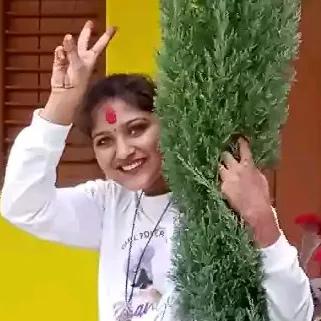 alonequeenanju1