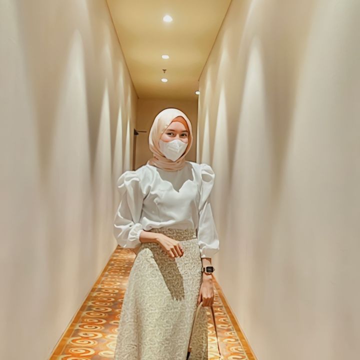 IG: @yuniashafa_mua - original sound