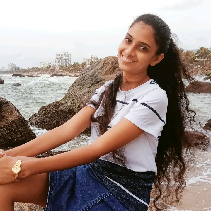 @nadeeshani28sl