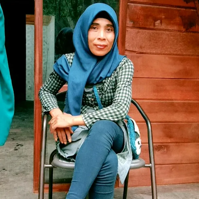 @anggisafitri38