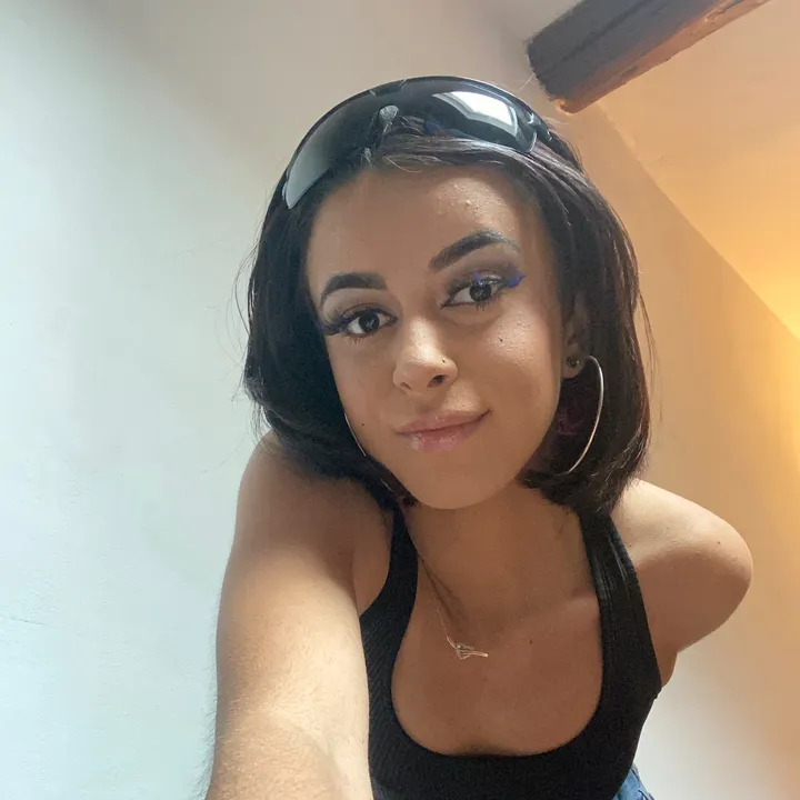 margot_.974._