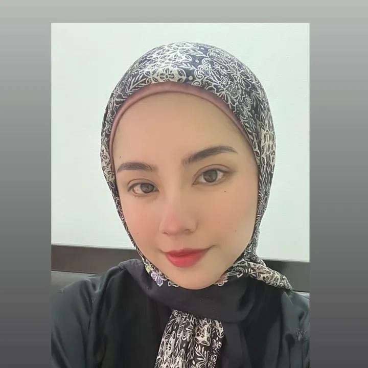 nadia_lahari