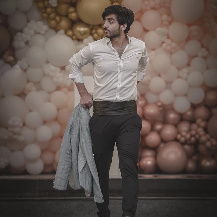 Umer Butt - suara asli