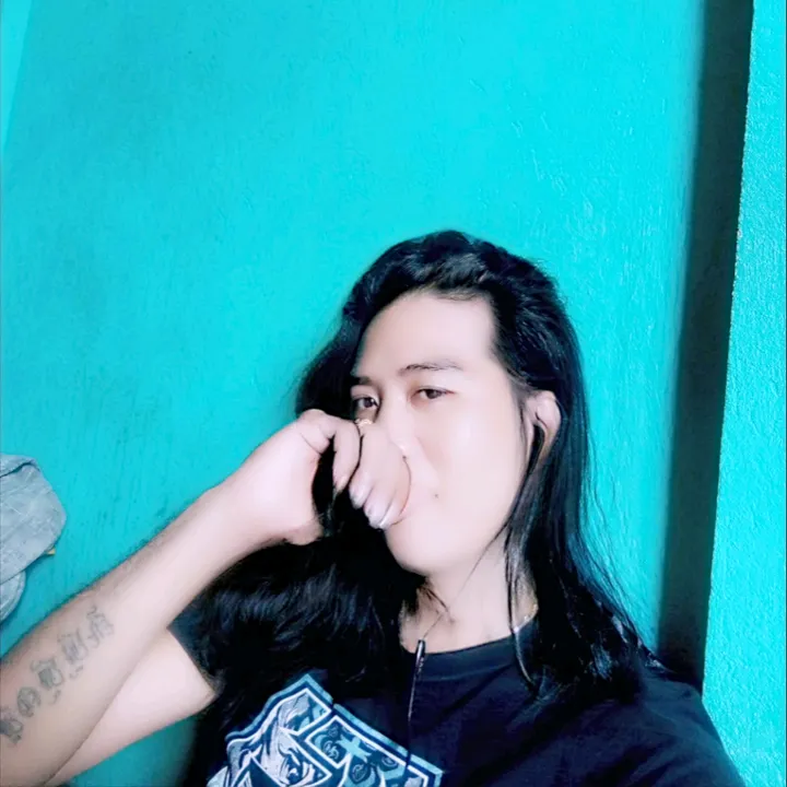 @kissmiedelacruz
