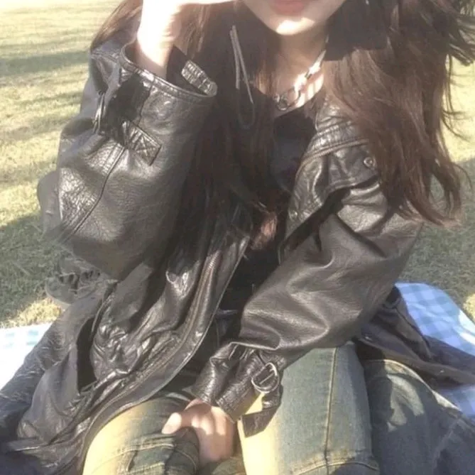 @luckilyeditz