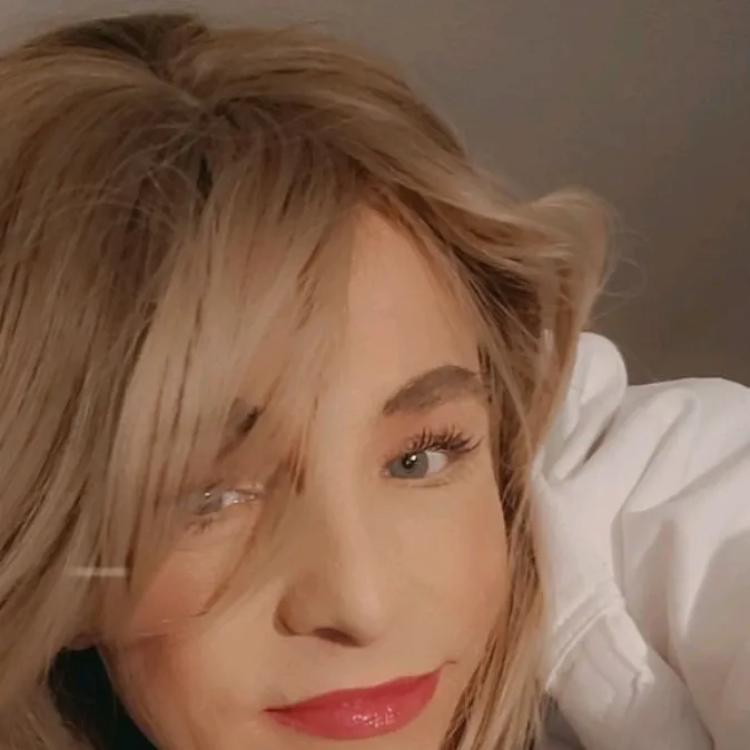 crossdresserlady