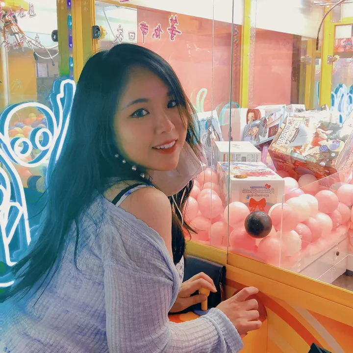 @hwangeats9