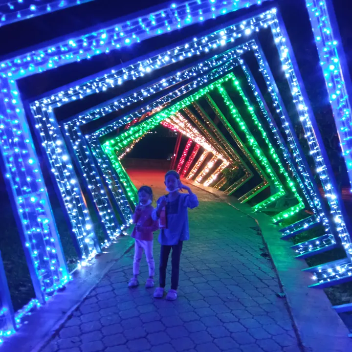 alishahumaira_