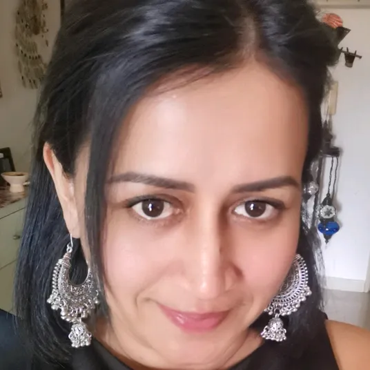 kavitha_alicemaniam